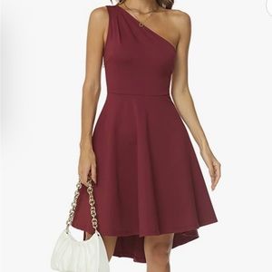 NWT Sarin Matthews Burgundy One Shoulder Dress Medium